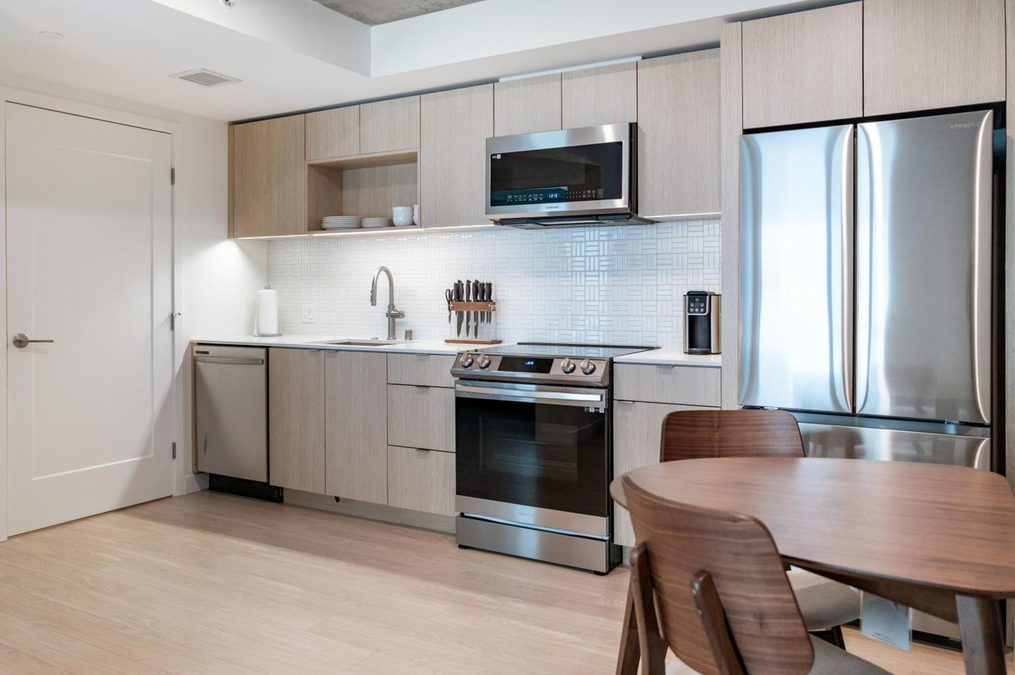 Planurstay - - Near Hayes Valley *
